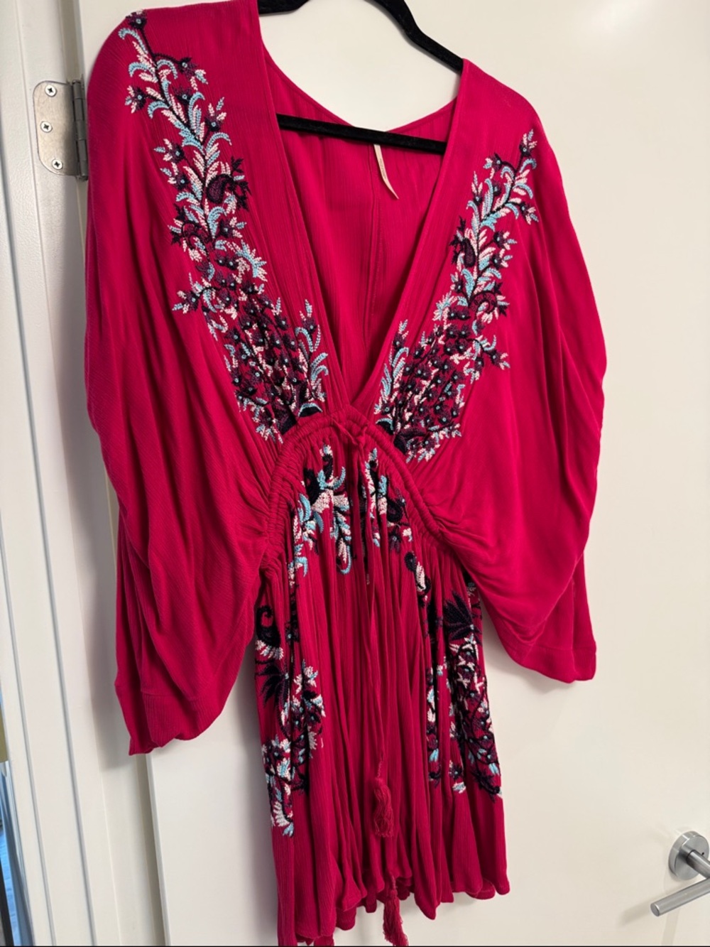 Free People Women's Fuchsia Embroidered V-Neck Dress Sz Small